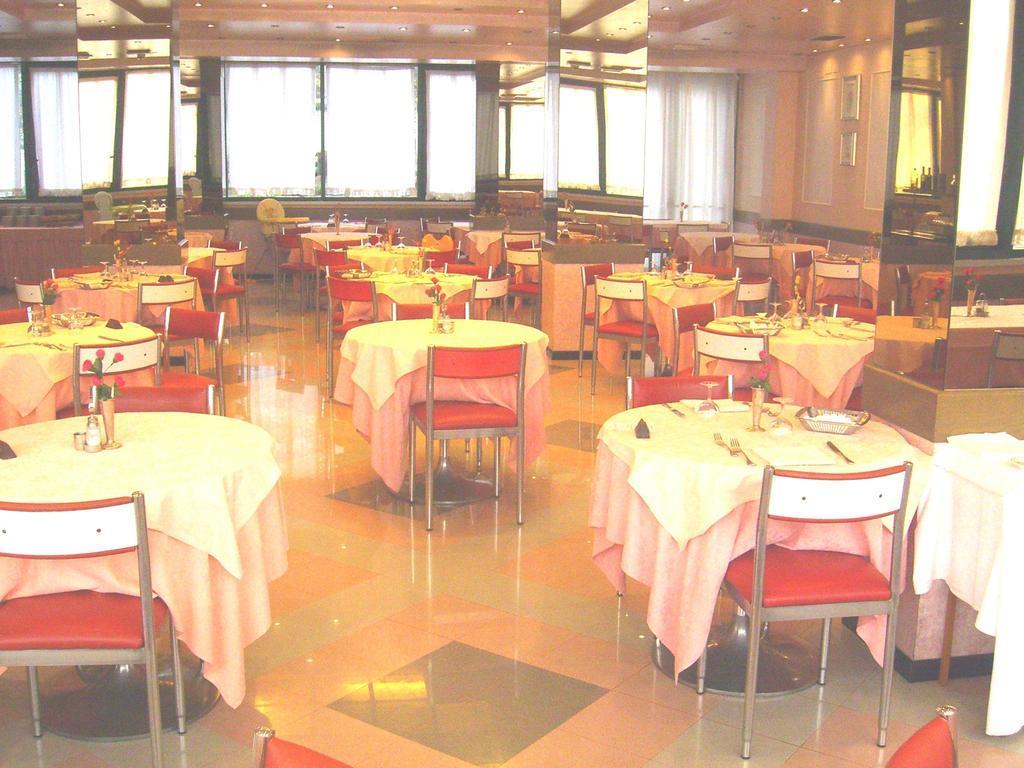 New Tiffany'S Park Hotel Lido di Jesolo Eksteriør billede